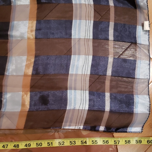 Scarfs,and wraps - Picture 4 of 8